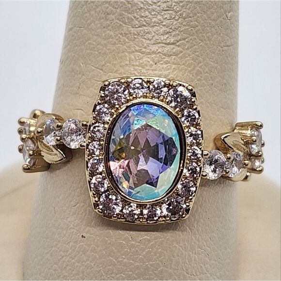 Fragrant Jewels Nutcracker Collection Aurora Borealis & Clear Rhinestone Ring - Picture 2 of 7